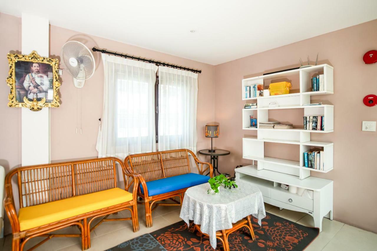 Oyo 345 The Click Guesthouse At Chalong Phuket Exteriör bild